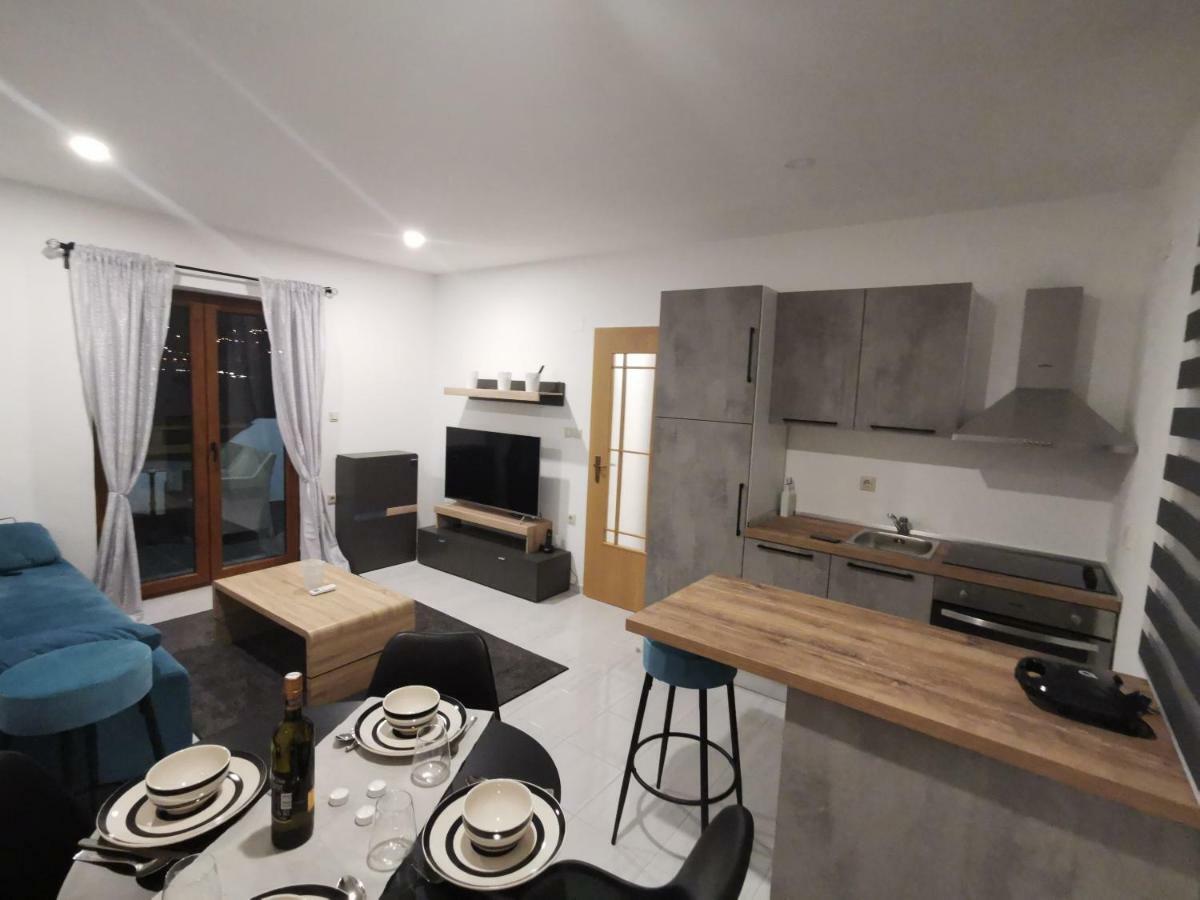Five Star Appartman Senj Senj  Exterior foto